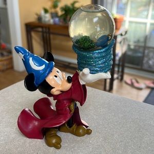 6 1/2 inch Wizard Mickey globe